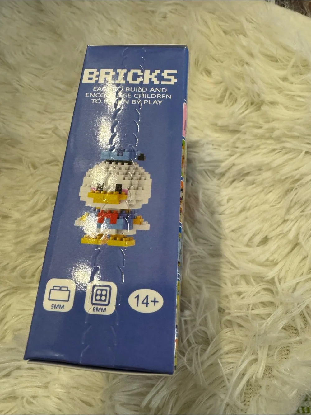 BRICKS Donald Duck Nano Building Block Set - 135 PCS